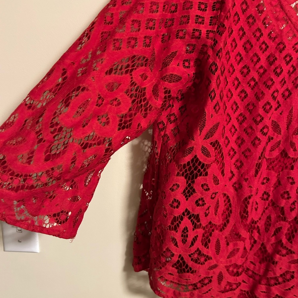 Elegant Red Lace Women’s Top - Picture 2 of 7